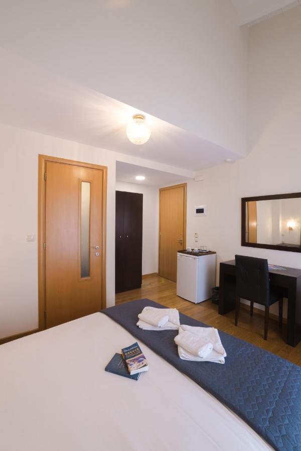 Pension Nikolaos Nafplion Exteriör bild